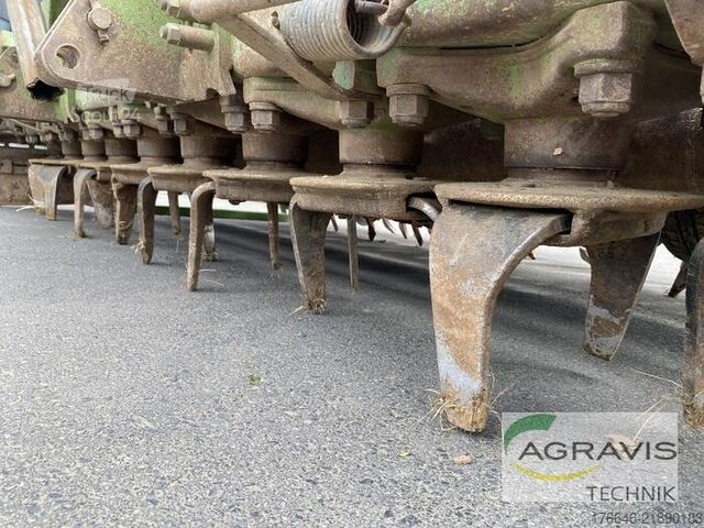Semoir Amazone AD 302