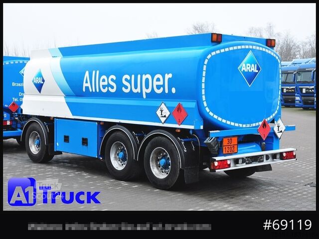 Tankanhänger  Oben-Untenbef. 22.400 Ltr. 3 KA