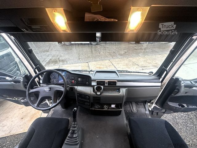 Abrollkipper MAN 26.440 TGS 6x4