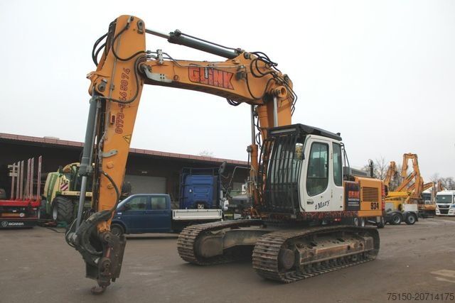 Εκσκαφέας ερπυστριοφόρος LIEBHERR R 934 NLC VERSTELLAUSLEGER Nr.: 674