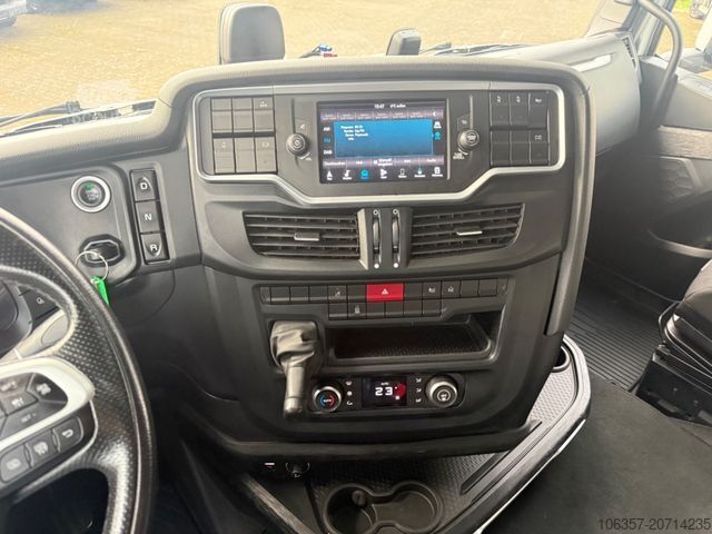 Standard tractor unit IVECO Stralis S-WAY AS440S48T/P Standklima Retarder