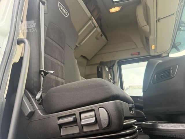 Standard tractor unit IVECO Stralis S-WAY AS440S48T/P Standklima Retarder