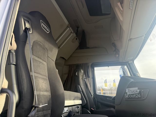 Standard tractor unit IVECO Stralis S-WAY AS440S48T/FP Standklima Retarder