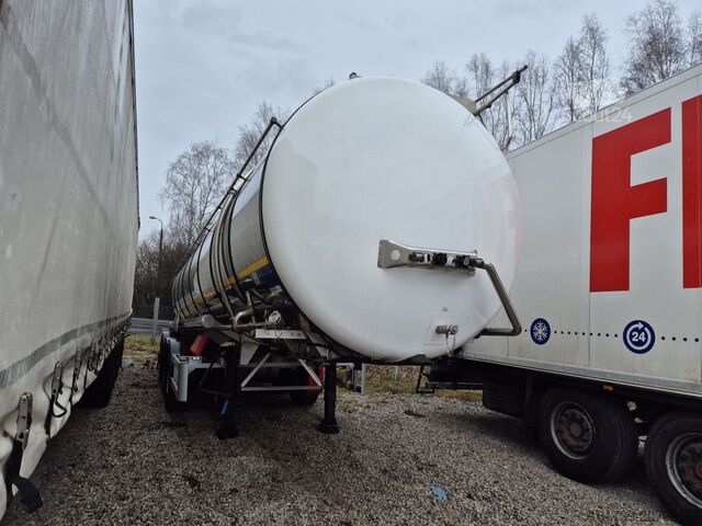 Cisterna para productos quími / ADR Kässbohrer cistern for chemicals / ADR