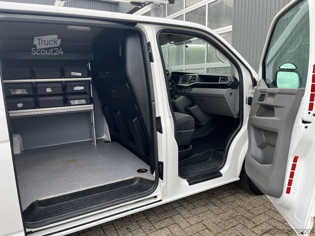 Yüksek tavanlı istasyon vagonu Volkswagen Transporter 2.0 TDI L2H1 Sortimo Kastinrichting...