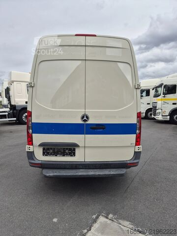 Fourgon Mercedes-Benz Sprinter 311 CDI
