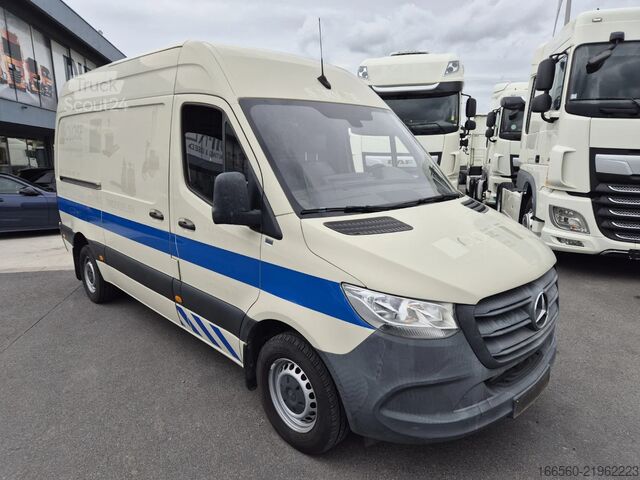 Fourgon Mercedes-Benz Sprinter 311 CDI