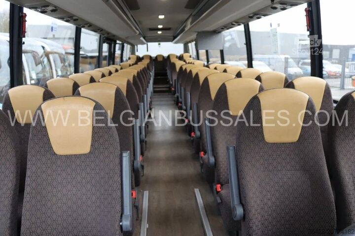 Turistični avtobus VDL Futura FMD2 13.365 / FHD2 Niederig