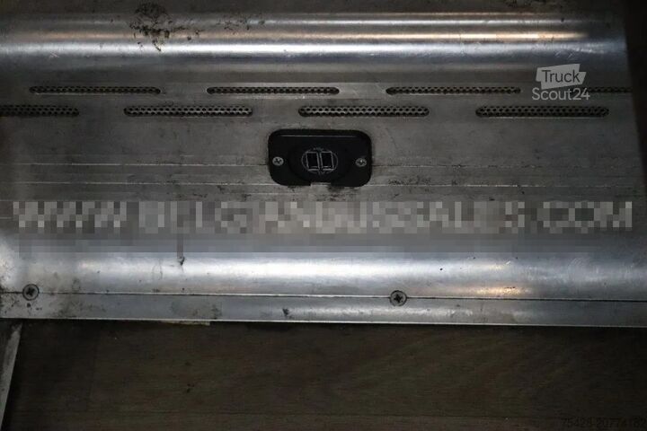 Turistični avtobus VDL Futura FMD2 13.365 / FHD2 Niederig