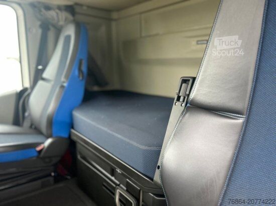 Tovornjak prekucnik VOLVO FH 500 6X4, I-SHIFT , HYVA LIFT ABROLLKIPPER PREIS OHNE ABROLLCONTAINER