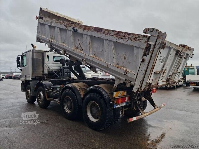 Camion benne Mercedes Actros