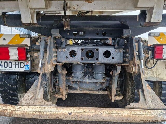 Camion benne Mercedes Actros