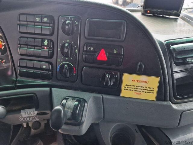 Camion benne Mercedes Actros