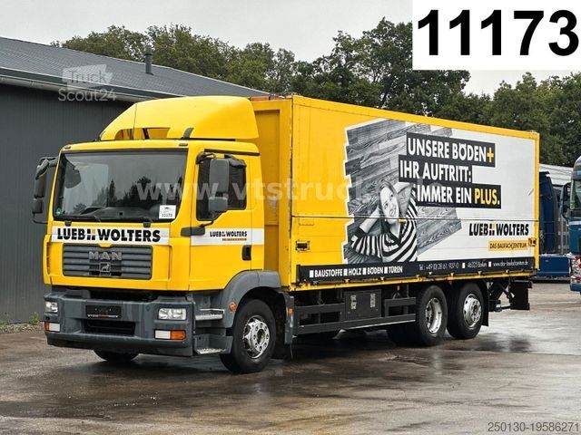 Vrachtwagen met bakwagen MAN TGM 22.280 6x2 Kofferaufbau, Ladebordwand