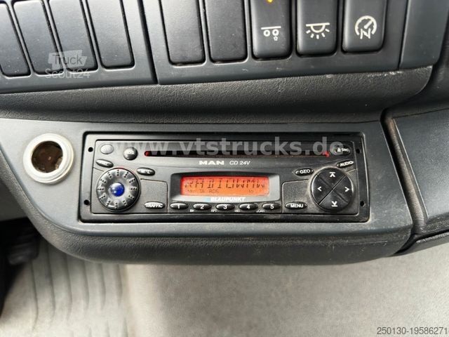 Vrachtwagen met bakwagen MAN TGM 22.280 6x2 Kofferaufbau, Ladebordwand