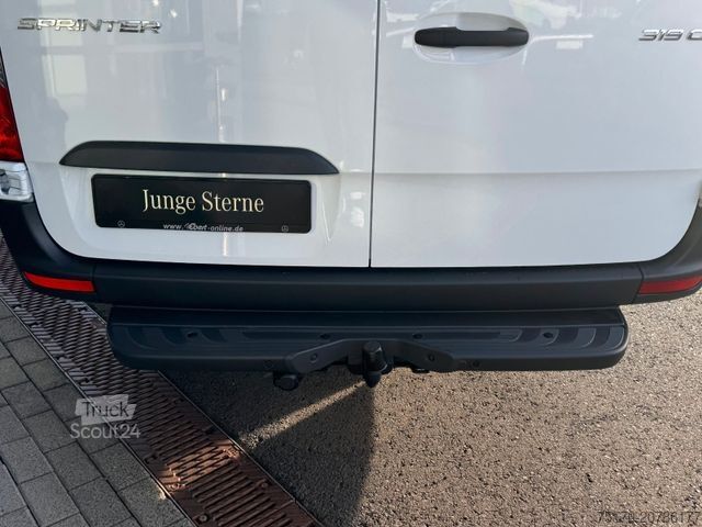Kombi z visokim stropom MERCEDES-BENZ Sprinter 319 CDI 4325 Klima Kamera AHK