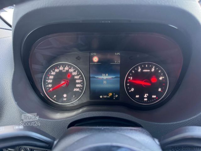 Kombi z visokim stropom MERCEDES-BENZ Sprinter 319 CDI 4325 Klima Kamera AHK