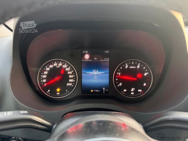 Kombi z visokim stropom MERCEDES-BENZ Sprinter 319 CDI 4325 Klima Kamera AHK LED