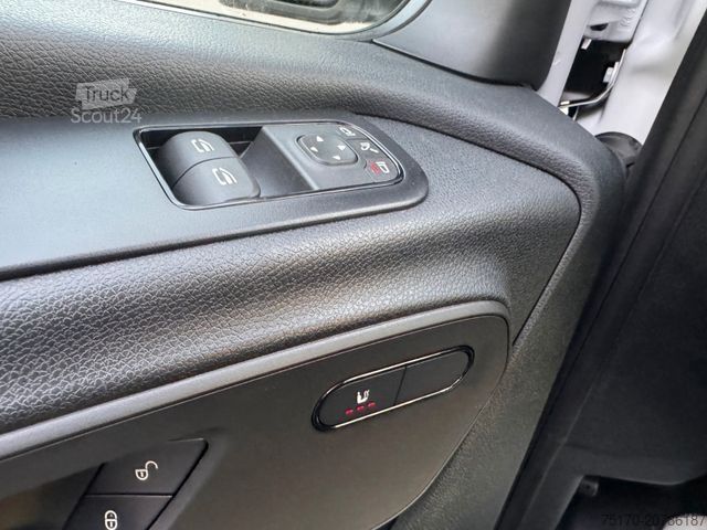 Kombi z visokim stropom MERCEDES-BENZ Sprinter 319 CDI 4325 Klima Kamera AHK LED