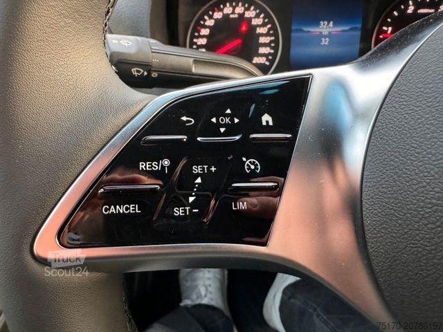 Ploščati dostavnik MERCEDES-BENZ Sprinter 319 CDI 4325 Klima Kamera AHK LED