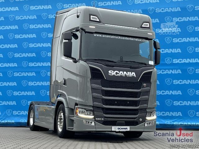Standardni vlačilec Scania S 590 A4x2NB V8 RETARDER DIFF-L FULL AIR 8T P-AIRC