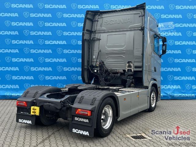Standardni vlačilec Scania S 590 A4x2NB V8 RETARDER DIFF-L FULL AIR 8T P-AIRC
