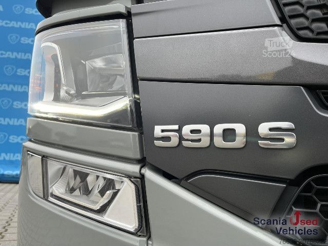 Standardni vlačilec Scania S 590 A4x2NB V8 RETARDER DIFF-L FULL AIR 8T P-AIRC