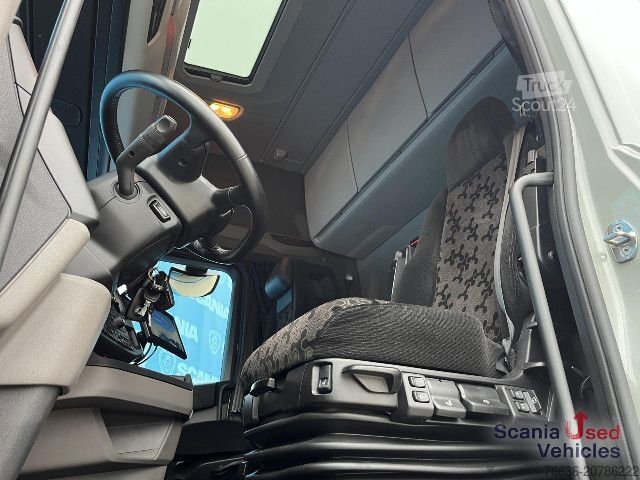 Standardni vlačilec Scania S 590 A4x2NB V8 RETARDER DIFF-L FULL AIR 8T P-AIRC