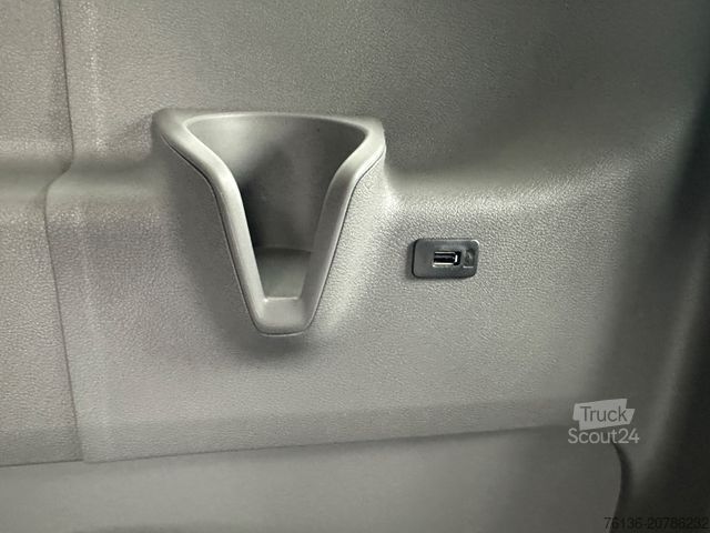 Minibus FORD Transit 460 L4H3 18 Sitzer LED Navi