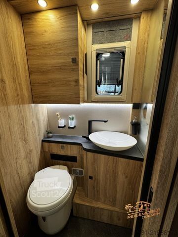 عربة تخييم شبه مدمجة EURAMOBIL Profila T 720 EB *Edition 101* Alde RFK
