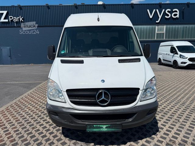 Fourgon surélevé MERCEDES-BENZ Sprinter 216 Kasten L2-H2 MOTORSCHADEN