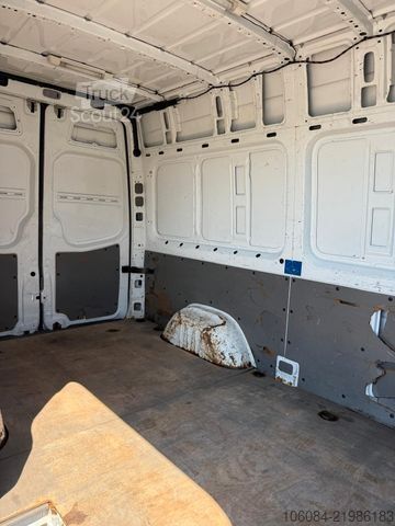 Fourgon surélevé MERCEDES-BENZ Sprinter 216 Kasten L2-H2 MOTORSCHADEN