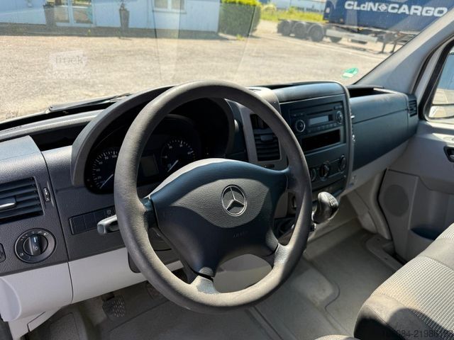 Fourgon surélevé MERCEDES-BENZ Sprinter 216 Kasten L2-H2 MOTORSCHADEN