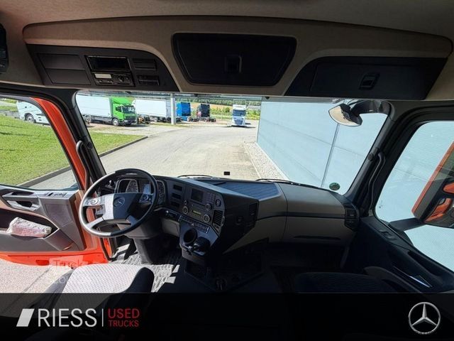 Furgon cu prelată laterală MERCEDES-BENZ Mercedes Benz 3 Achser 6x2 AUT LM