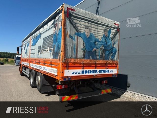 Tovorno vozilo s ravno platformo in ponjavo MERCEDES-BENZ Mercedes Benz 3 Achser 6x2 AUT LM