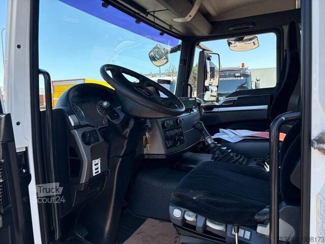 Kampókaros rendszer MAN TGS 26.320 + 6x4 FRONT TRACTION + STEERING/LIFT...