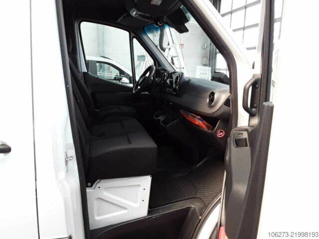 Furgon Mercedes-Benz Sprinter 317 CDI,L2H2,Automatik,Kamera,LED