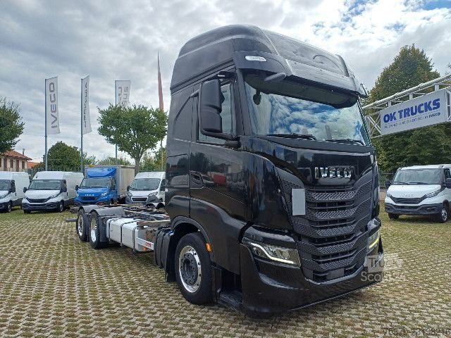 Výměnná nástavba nákladní vůz IVECO S-WAY AS260S48Y/FS