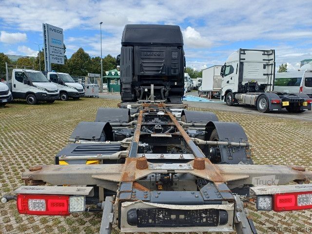 Výměnná nástavba nákladní vůz IVECO S-WAY AS260S48Y/FS