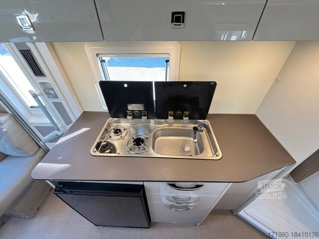 Halvintegrerad husbil BÜRSTNER Lineo T 569 SAT, TV, MARKISE, RFK