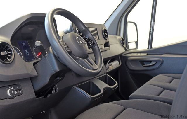 Skåpbil MERCEDES-BENZ Sprinter 317 CDI MR L2H2 Automatik Klima #T186