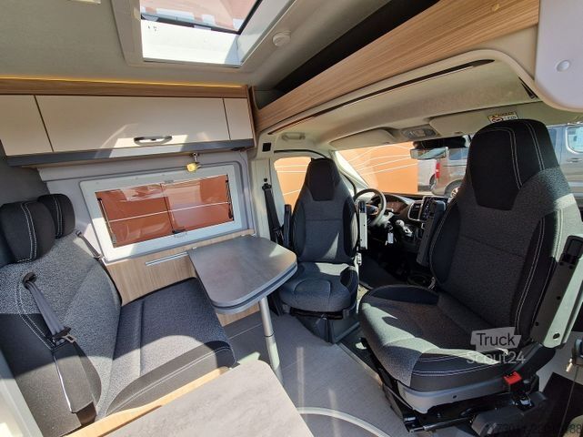 Camping-car PÖSSL Summit 640 Premiumpaket Lithium Solar Markise