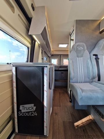 Camping-car PÖSSL Summit Shine 640 Automat Premium Lithium Markise