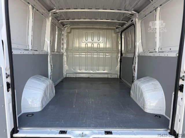 Dobozos furgon Fiat DUCATO 33 MH1