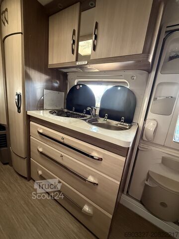 Caravan Hobby Deluxe 560 KMFE Hobby KMFE 560 Deluxe