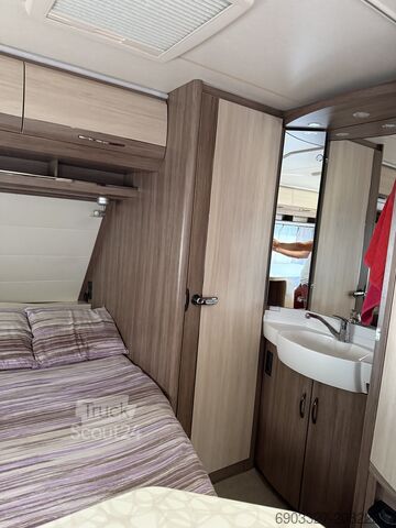 Caravan Hobby Deluxe 560 KMFE Hobby KMFE 560 Deluxe