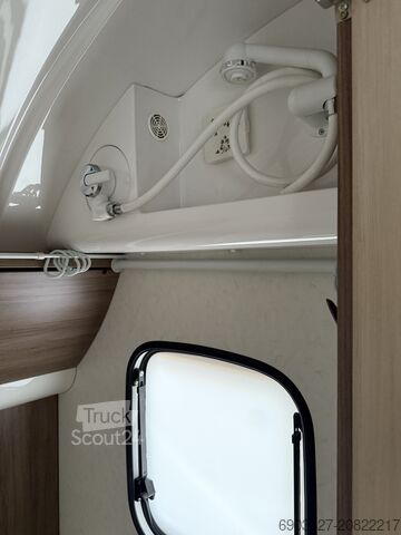 Caravan Hobby Deluxe 560 KMFE Hobby KMFE 560 Deluxe