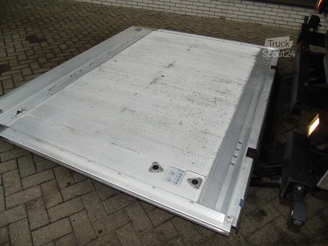Gekoeld/bevroren transport Mercedes-Benz Antos 1924 + euro 6 + CARRIER 1150 + LIFT