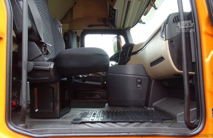 Tenteli düz yataklı kamyon Mercedes-Benz Actros 2545