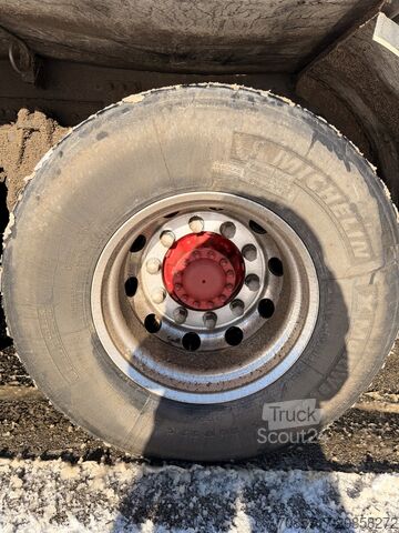 Faházszállító teherautó Volvo FH 540